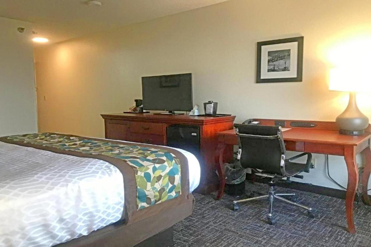 Rodeway Inn & Suites O'Fallon Eksteriør bilde