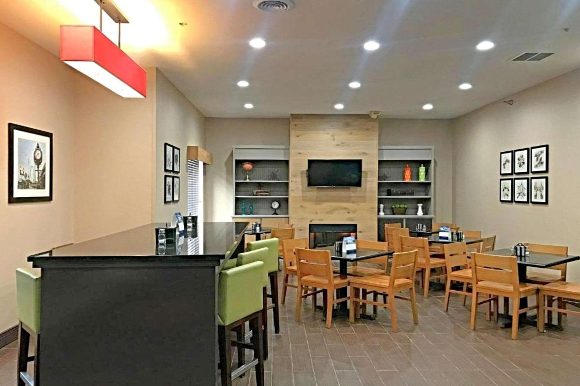 Rodeway Inn & Suites O'Fallon Eksteriør bilde